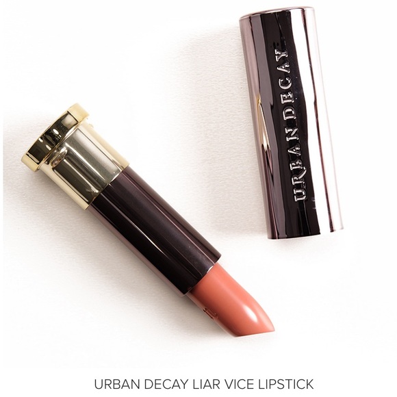 Urban Decay Vice Lipstick Liar - Picture 11 of 16